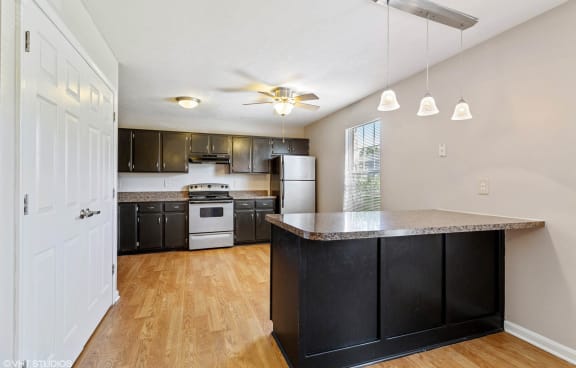 Apartments and Townhomes in Louisville KY Park Place